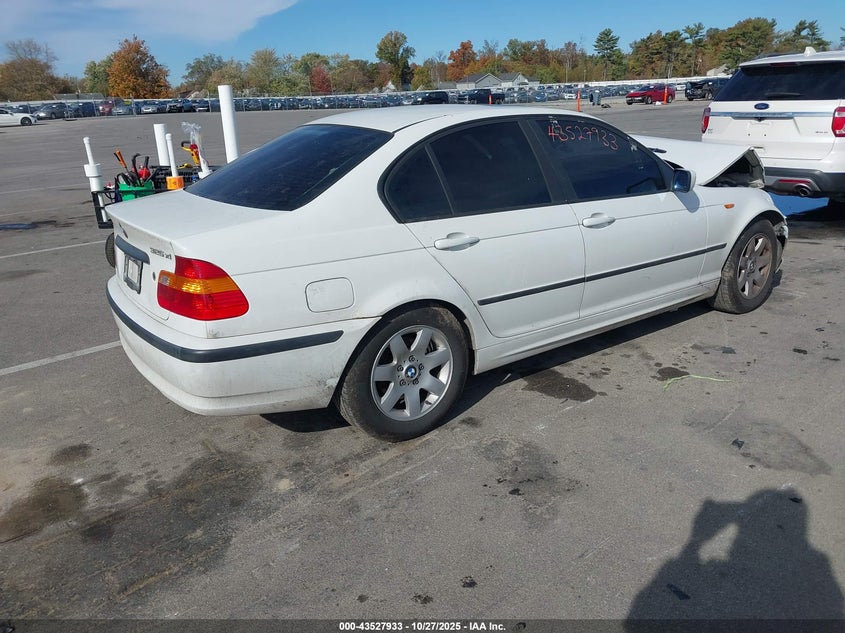 WBAEU33442PF69065 2002 BMW 3ER photo no. 4