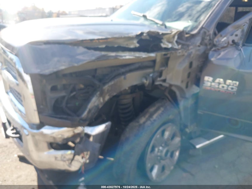 3C63R3JL5JG299535 2018 RAM 3500 photo no. 11