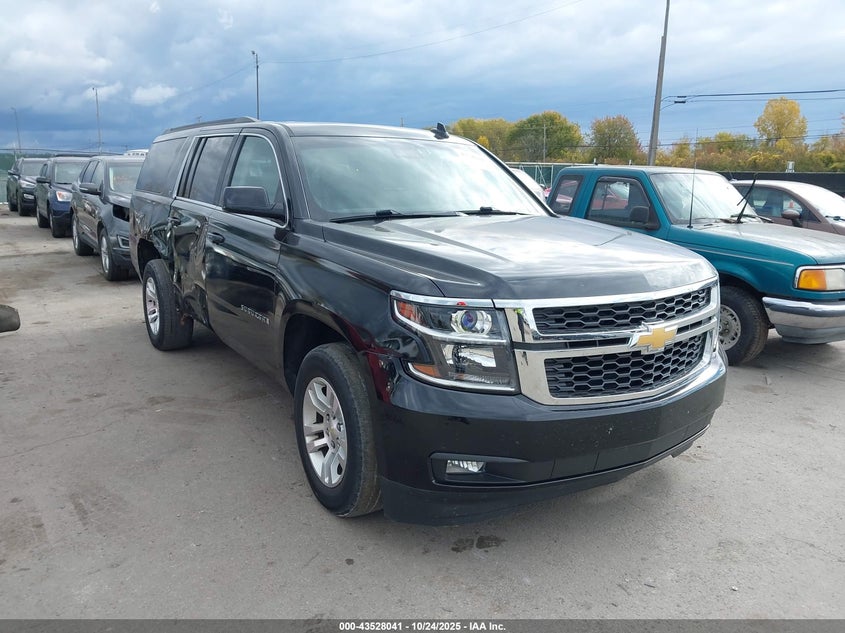 CHEVROLET SUBURBAN LT
