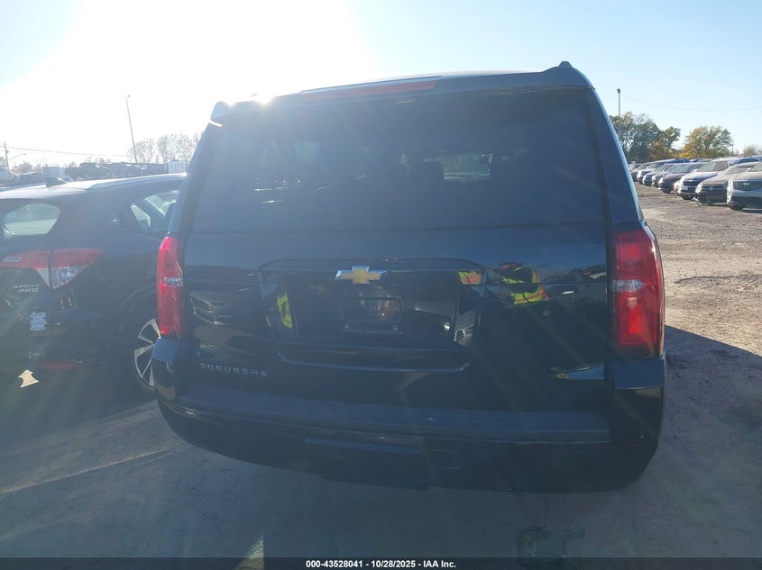 1GNSKJKC0FR666626 2015 CHEVROLET EXPRESS photo no. 16