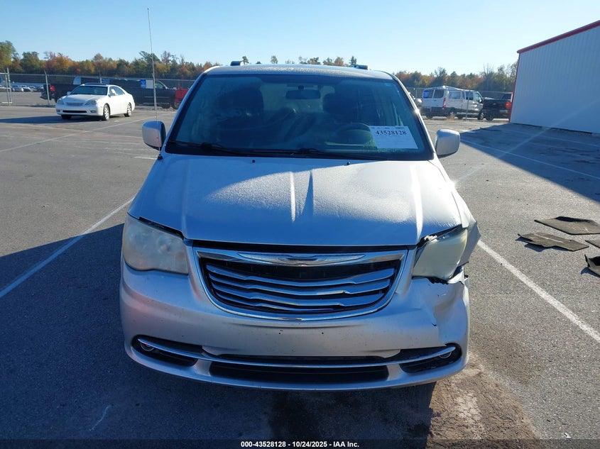 2011 Chrysler Town & Country Touring VIN: 2A4RR5DGXBR650541 Lot: 43528128