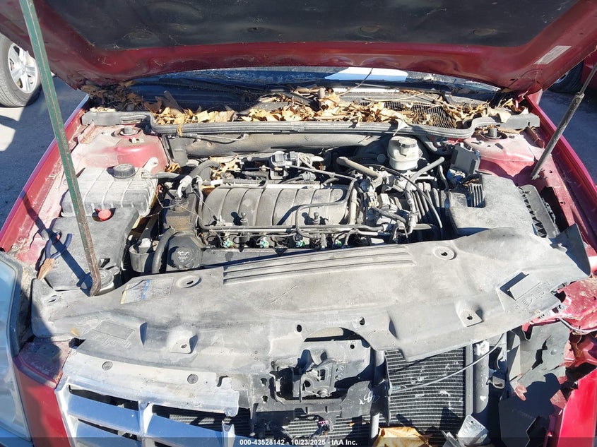 2007 Cadillac Dts Performance VIN: 1G6KD57947U215904 Lot: 43528142