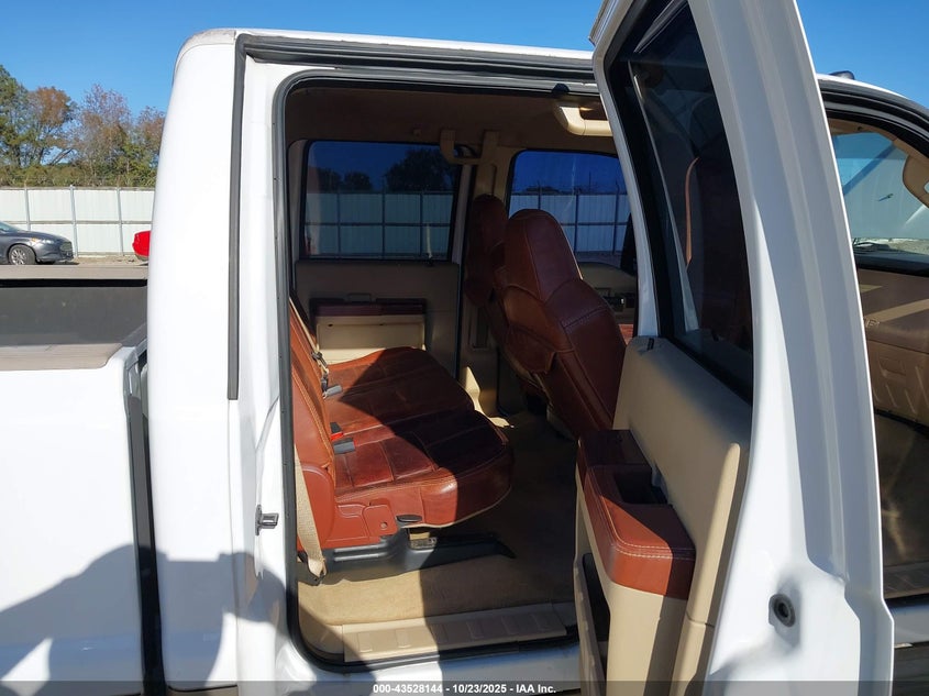 2008 Ford F-350 Fx4/King Ranch/Lariat/Xl/Xlt VIN: 1FTWW33RX8EA31243 Lot: 43528144