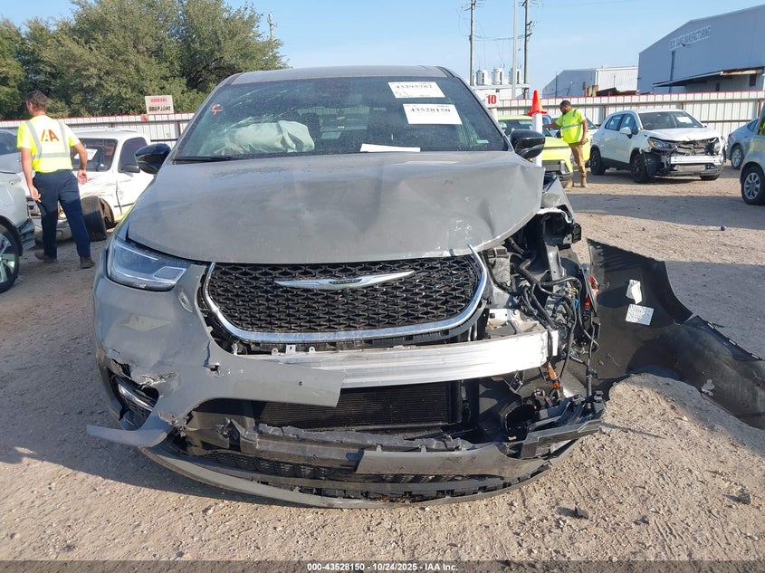 2025 Chrysler Pacifica Select VIN: 2C4RC1BG1SR562061 Lot: 43528150