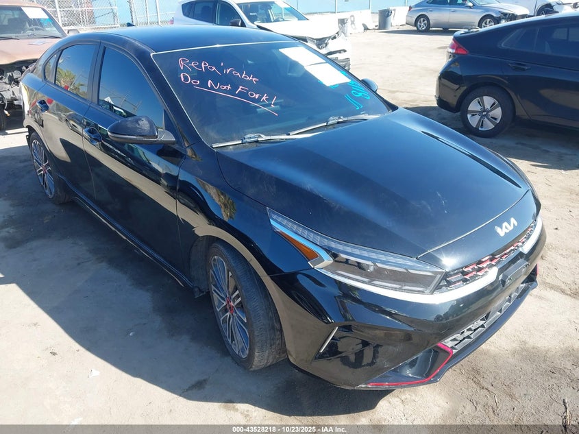KIA FORTE GT