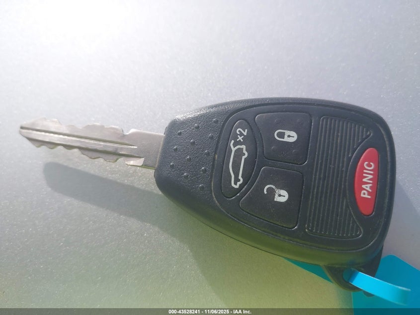 2004 Chrysler Pacifica VIN: 2C8GM68414R614689 Lot: 43528241