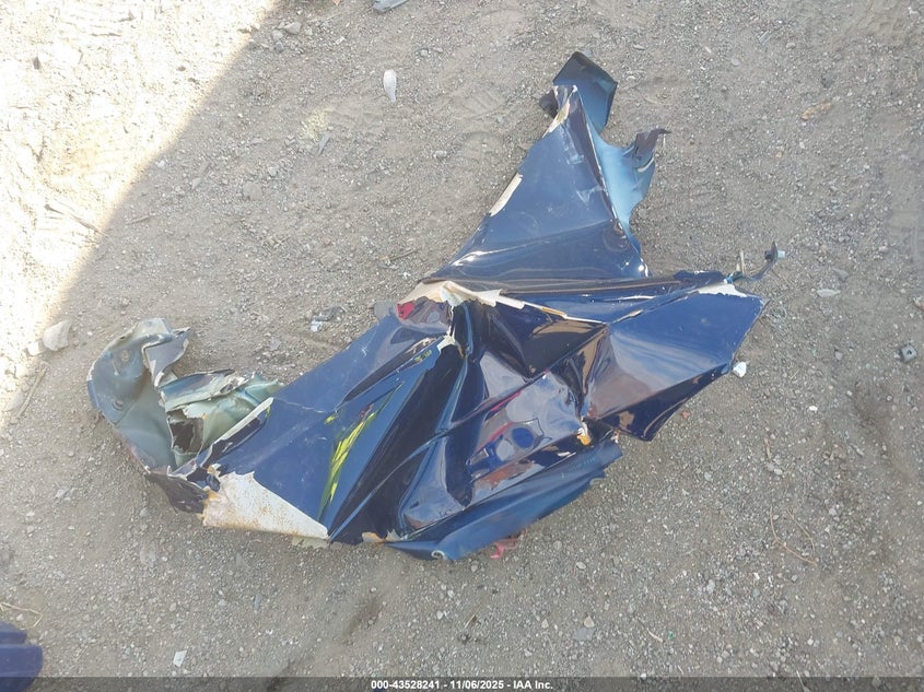 2004 Chrysler Pacifica VIN: 2C8GM68414R614689 Lot: 43528241