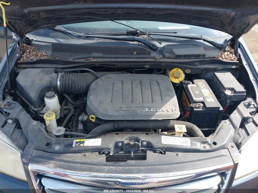 2014 Chrysler Town & Country Touring VIN: 2C4RC1BG8ER221244 Lot: 43528373