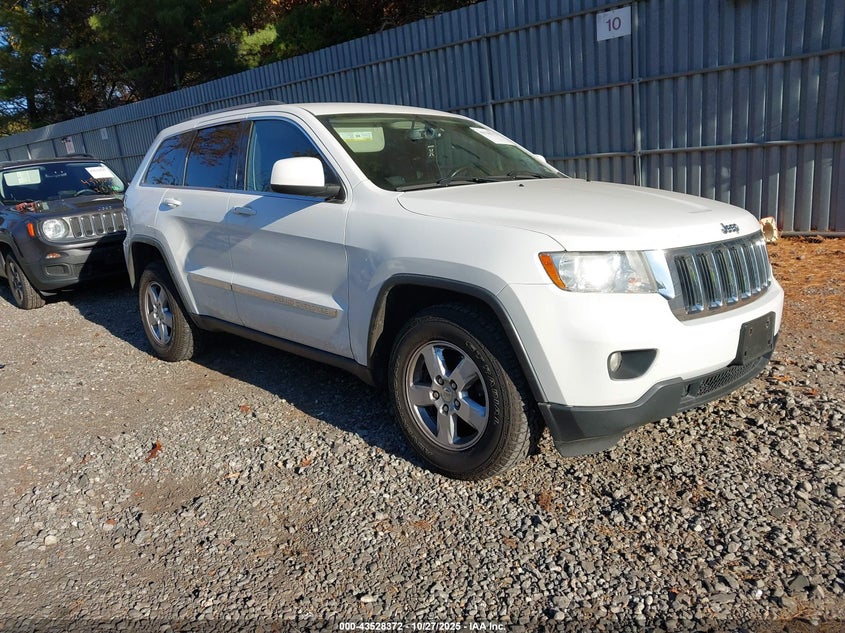 JEEP GRAND CHEROKEE LAREDO