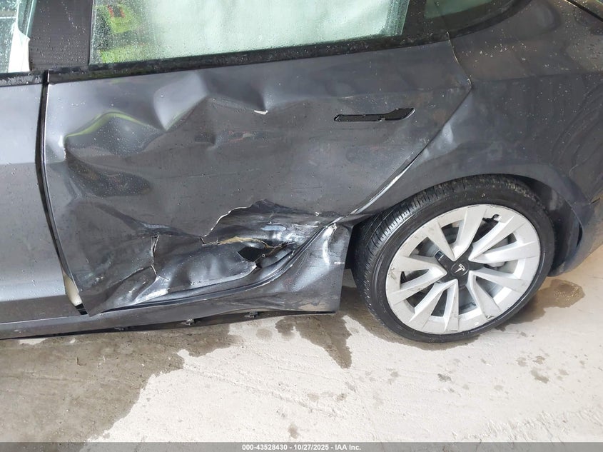 2022 Tesla Model 3 Long Range Dual Motor All-Wheel Drive VIN: 5YJ3E1EB3NF192506 Lot: 43528430