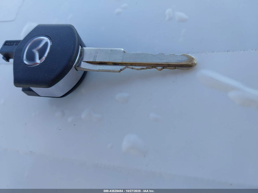 2006 Mazda Mx-5 Touring VIN: JM1NC25F060112747 Lot: 43528454