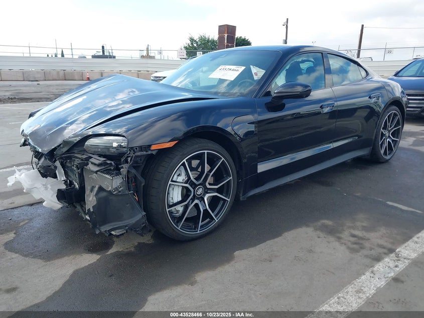Vin: wp0aa2y19nsa15797, lot: 44023468, porsche taycan 20222