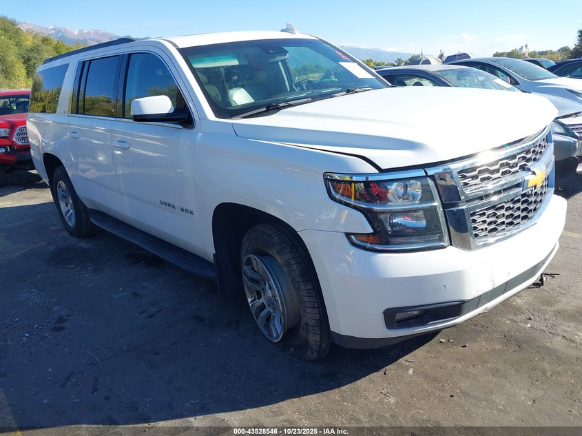 CHEVROLET SUBURBAN LT
