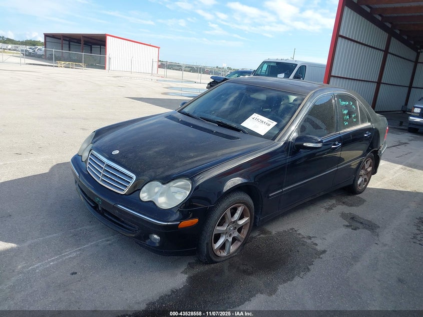 WDBRF92H87F856097 2007 MERCEDES-BENZ C-KLASSE photo no. 2