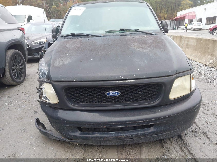 1998 Ford F-150 Lariat/Standard/Xl/Xlt VIN: 1FTYF1767WNC12939 Lot: 43528583