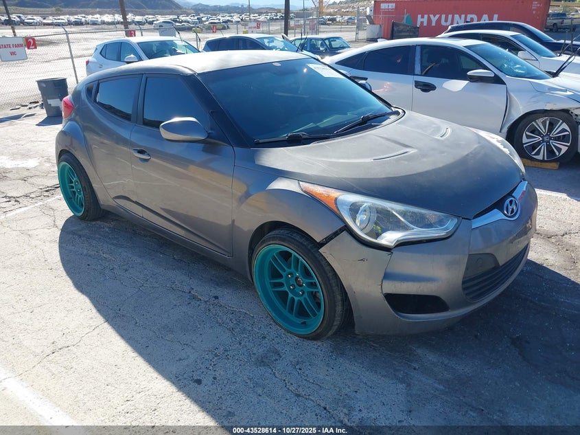 HYUNDAI VELOSTER BASE W/BLACK