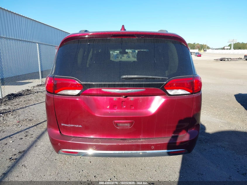 2018 Chrysler Pacifica Touring L VIN: 2C4RC1BG9JR120742 Lot: 43528776