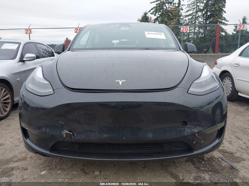 2024 Tesla Model Y Long Range Dual Motor All-Wheel Drive VIN: 7SAYGDEE1RF070280 Lot: 43528828
