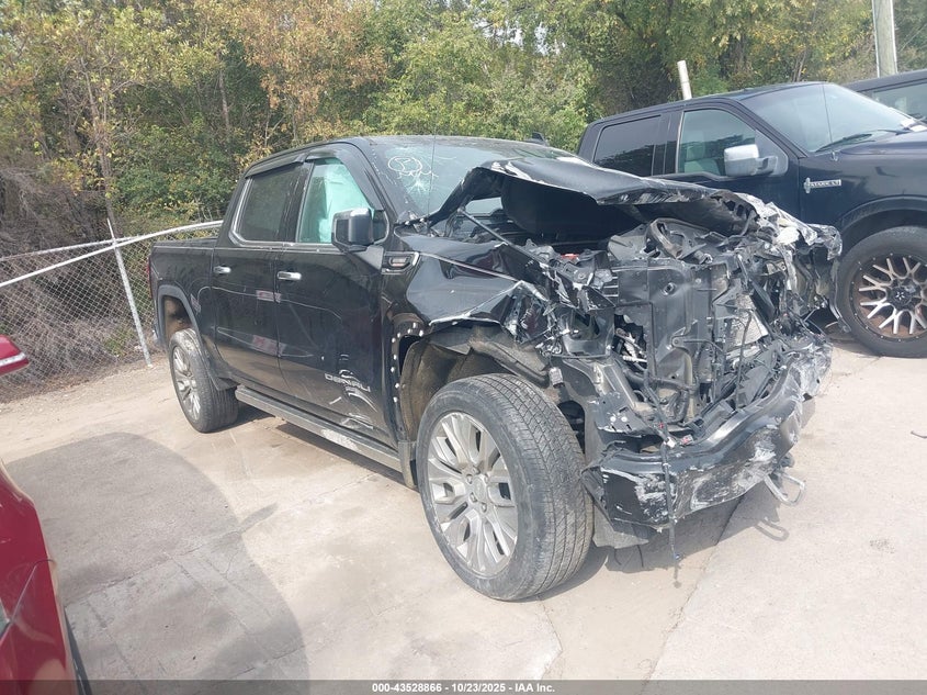 GMC SIERRA 1500 4WD SHORT BOX DENALI