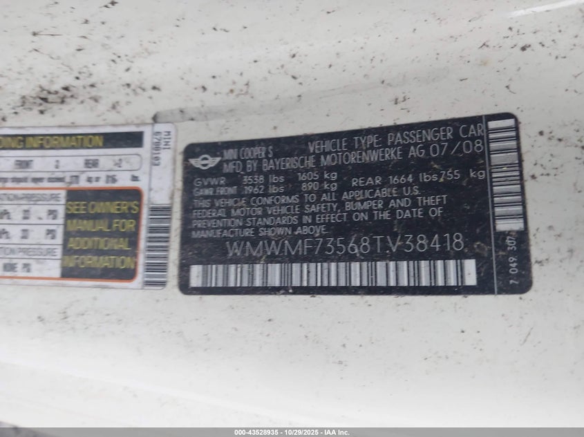 2008 Mini Cooper S VIN: WMWMF73568TV38418 Lot: 43528935
