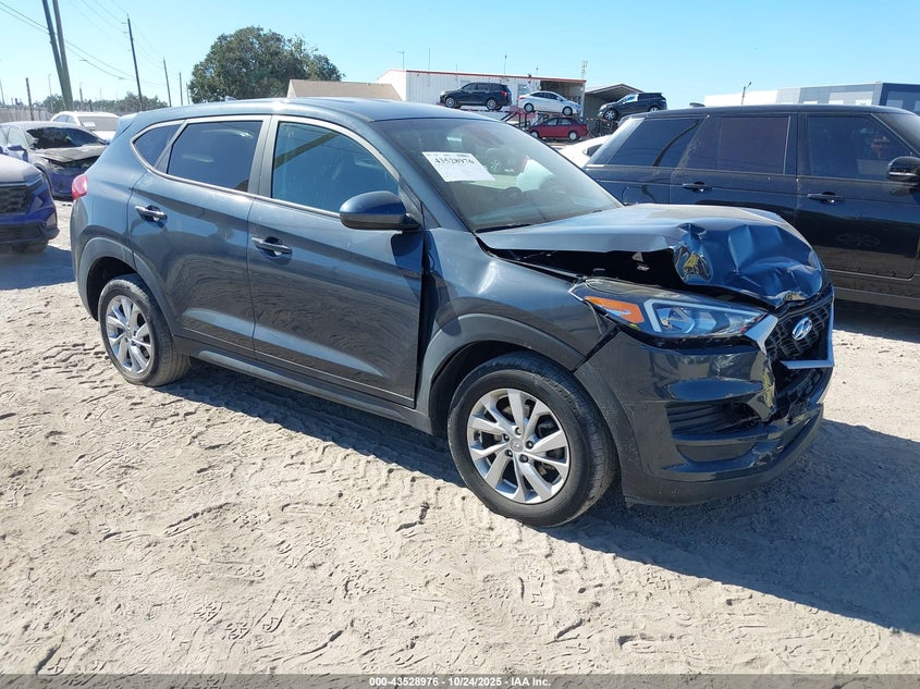HYUNDAI TUCSON SE