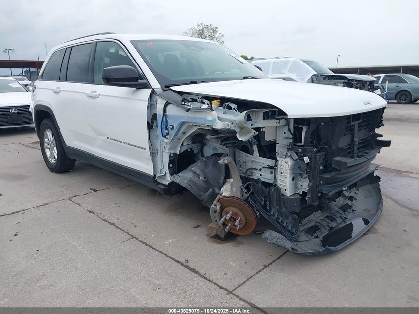 JEEP GRAND CHEROKEE LAREDO 4X4