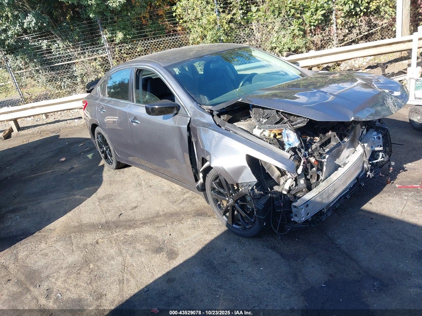 NISSAN ALTIMA 2.5 SR