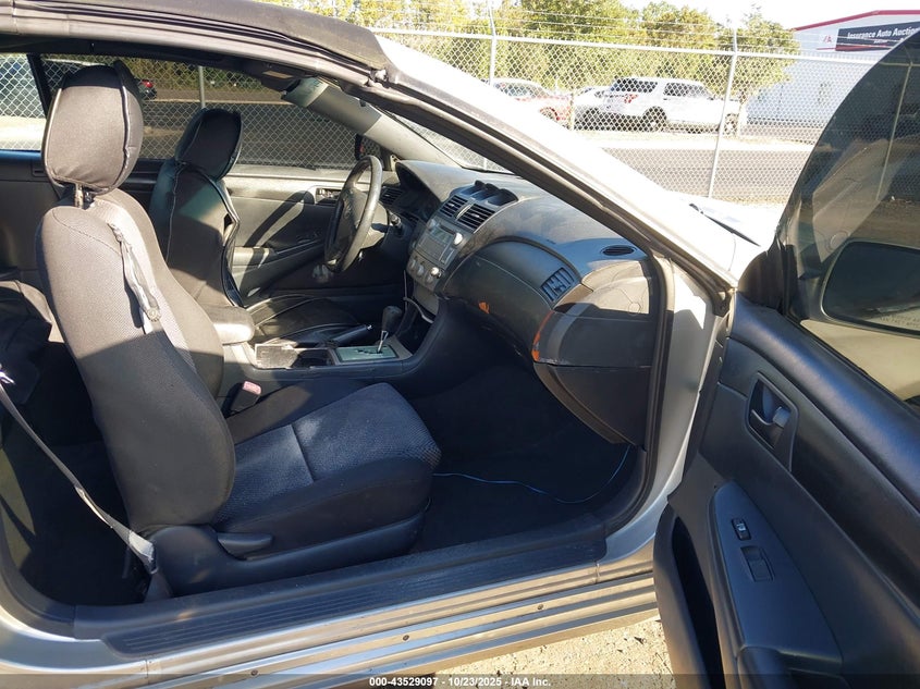 4T1FA38P45U059218 2005 TOYOTA CAMRY SOLARA photo no. 5