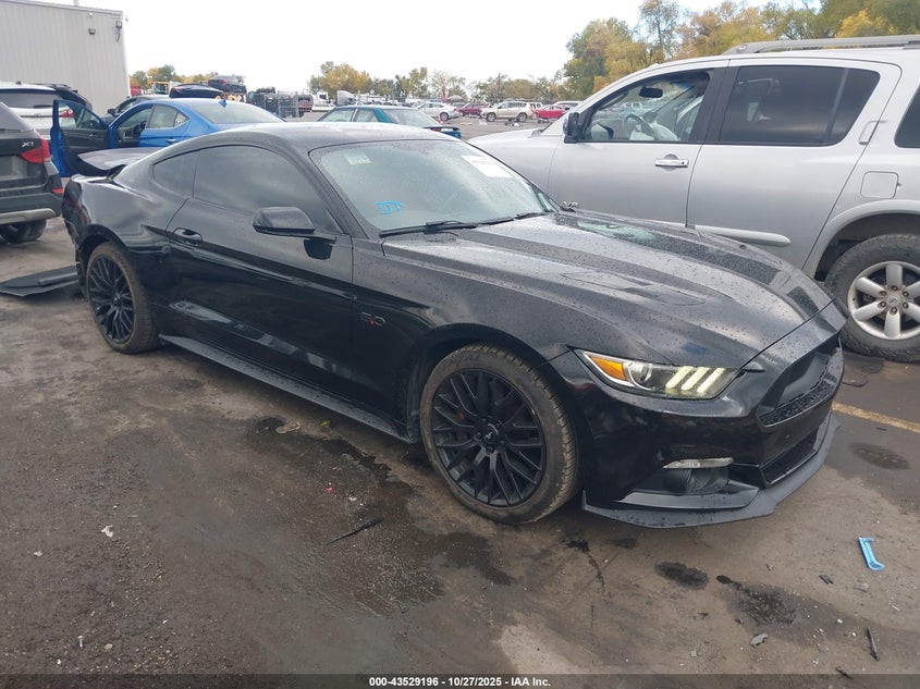FORD MUSTANG GT