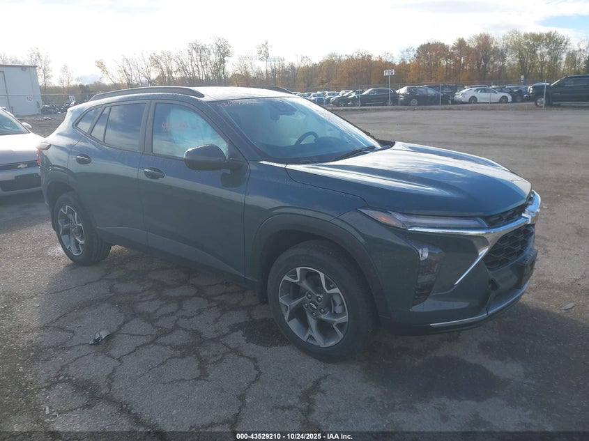 CHEVROLET TRAX FWD LT