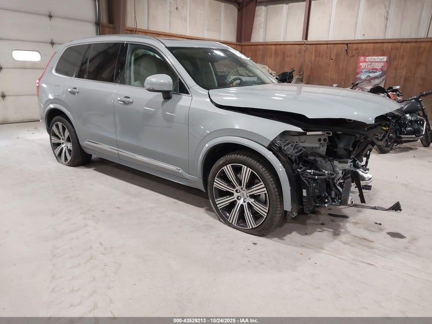 VOLVO XC90 T8 ULTRA 7-SEATER