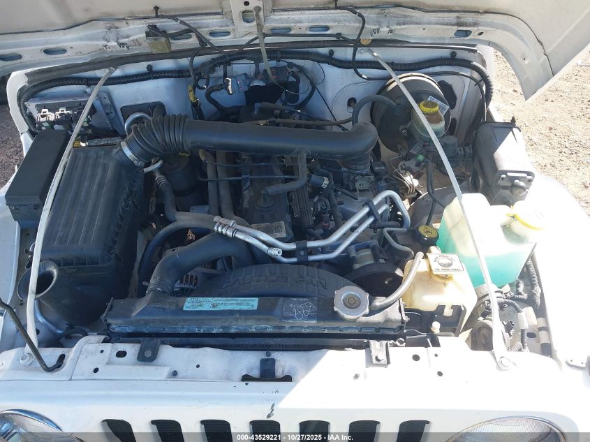 2000 Jeep Wrangler Sport VIN: 1J4FA49S6YP748610 Lot: 43529221