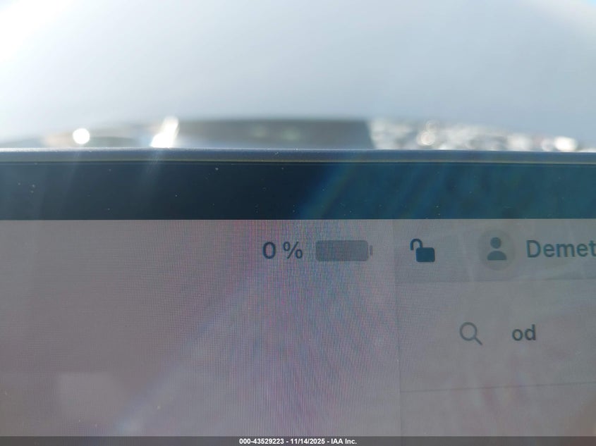 2025 Tesla Model Y Long Range Dual Motor Rear-Wheel Drive VIN: 7SAYGDED3SA377573 Lot: 43529223