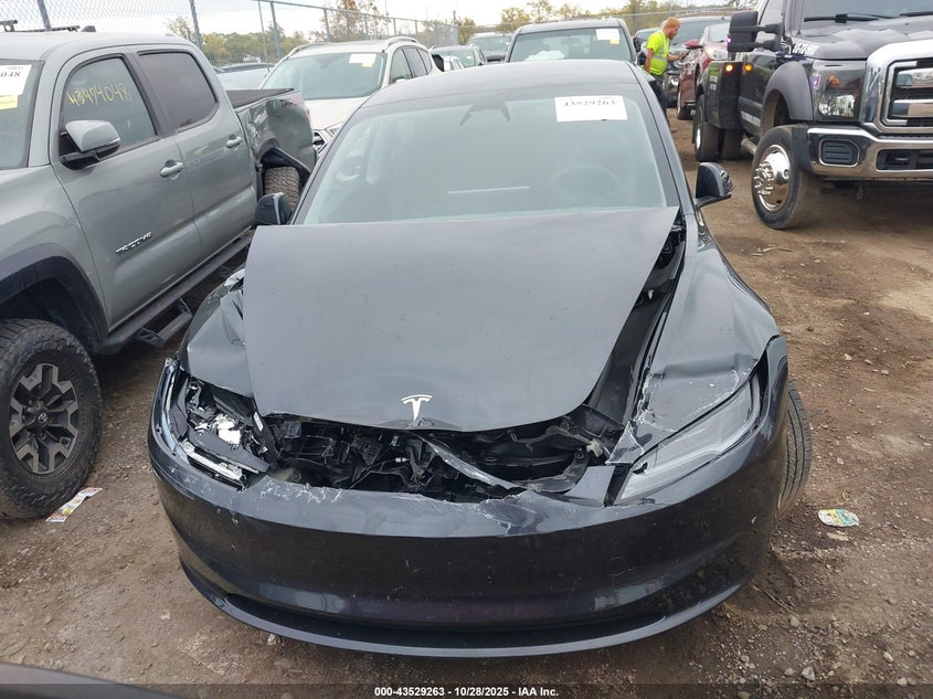 2024 Tesla Model 3 Long Range Dual Motor All-Wheel Drive VIN: 5YJ3E1EB5RF795124 Lot: 43529263