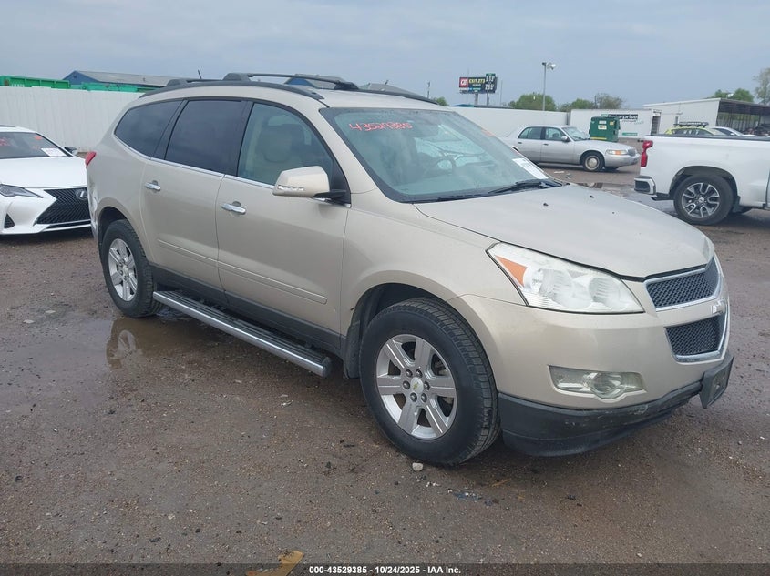 CHEVROLET TRAVERSE 2LT