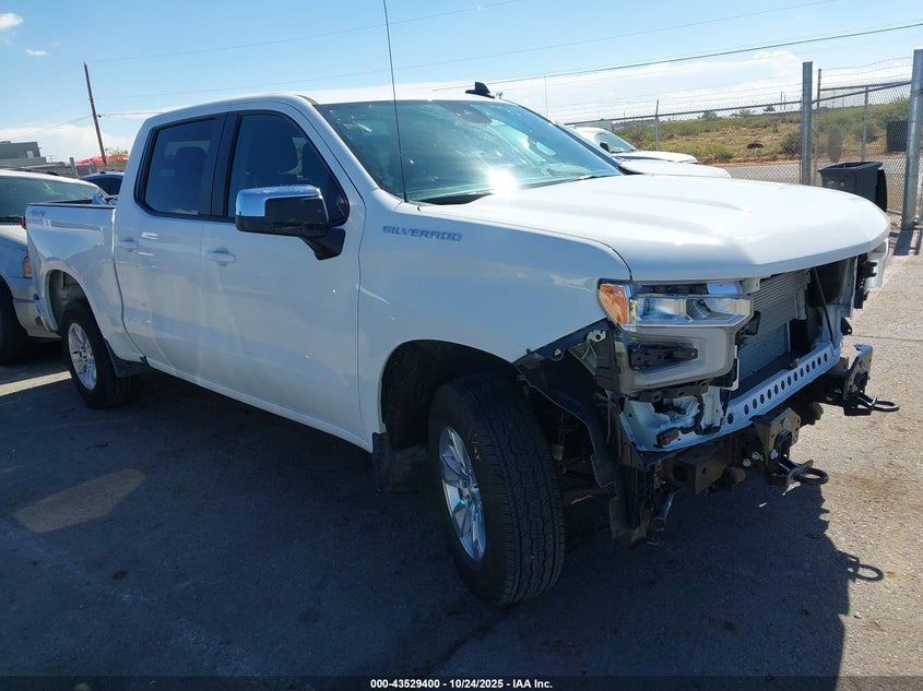 2026 CHEVROLET SILVERADO 1500 4WD  STANDARD BED LT - 2GCUKDED0T1103426