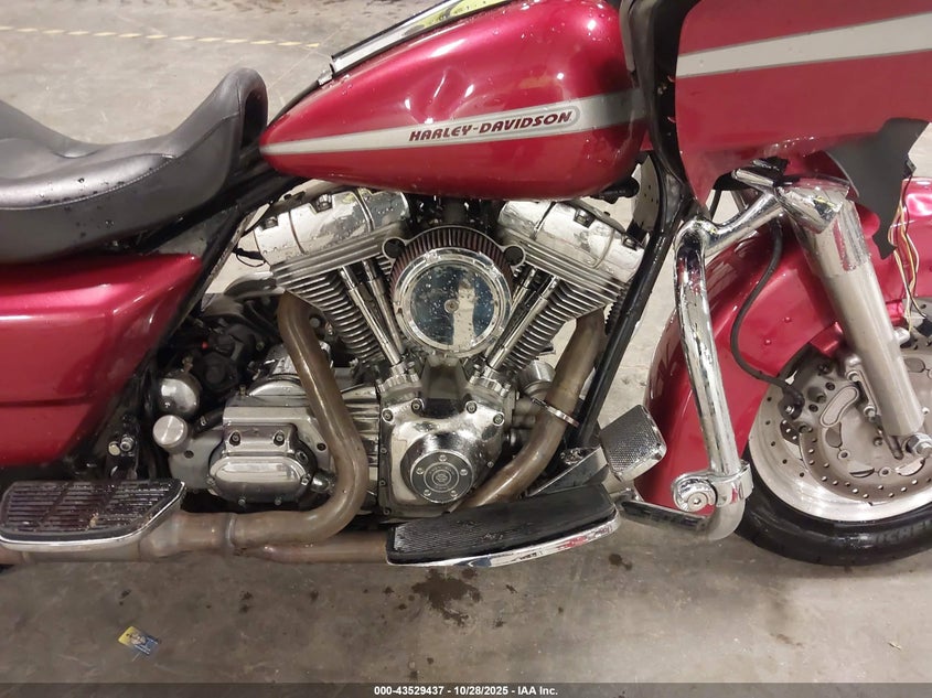 2005 Harley-Davidson Fltri VIN: 1HD1FSW1X5Y607982 Lot: 43529437