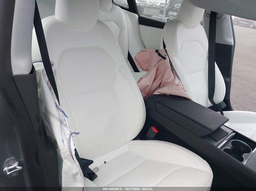 2025 Tesla Model 3 Long Range Rear-Wheel Drive/Standard VIN: 5YJ3E1EA7SF007389 Lot: 43529518