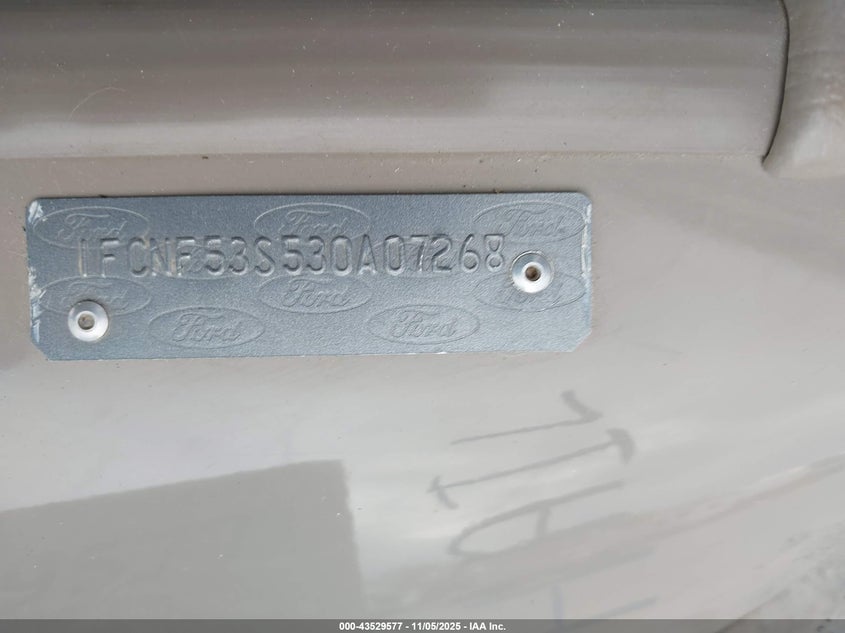 2003 Ford F550 Super Duty Stripped Chass VIN: 1FCNF53S530A07268 Lot: 43529577