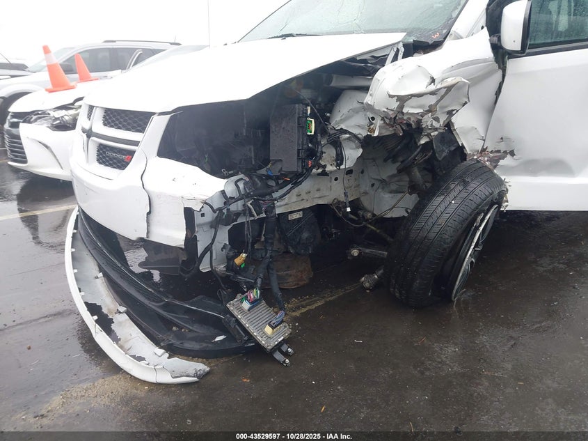 2018 Dodge Grand Caravan Gt VIN: 2C4RDGEG8JR190096 Lot: 43529597