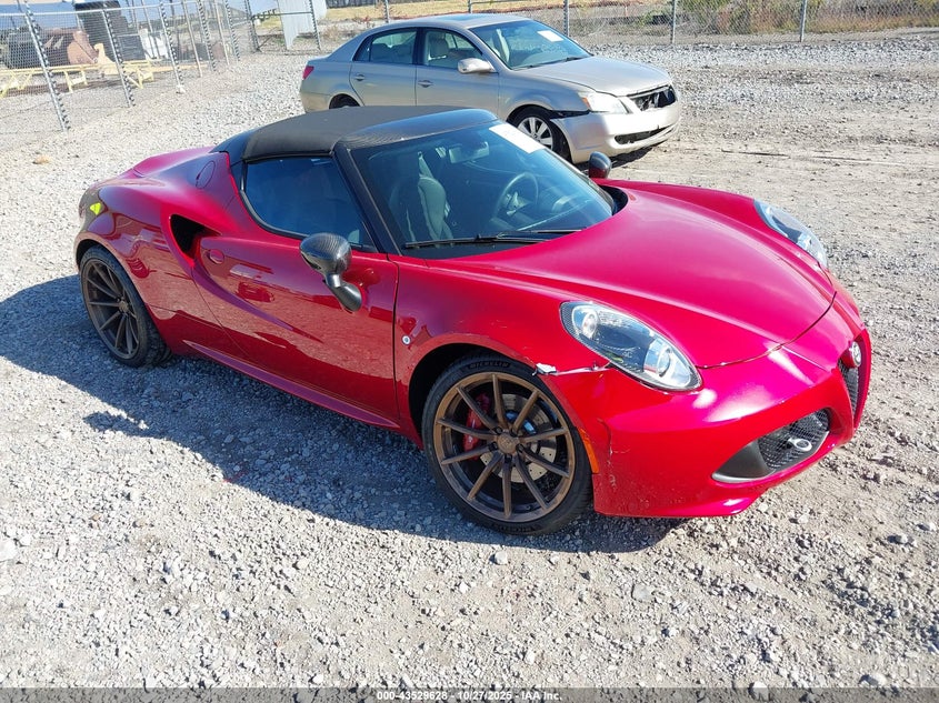 ALFA ROMEO 4C SPIDER