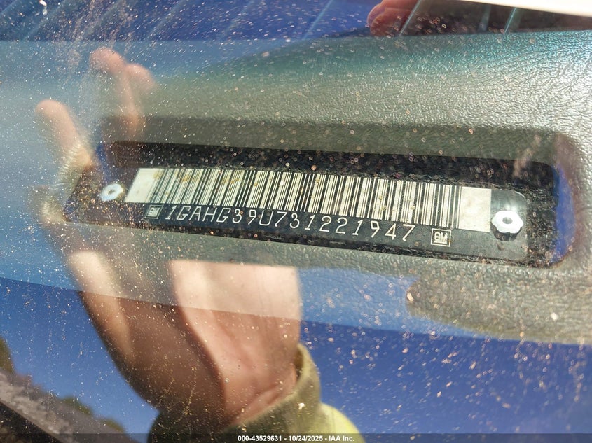 2003 Chevrolet Express VIN: 1GAHG39U731221947 Lot: 43529631