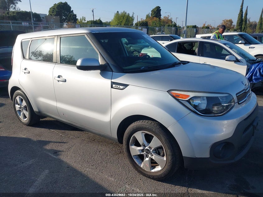 KIA SOUL