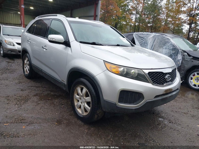 KIA SORENTO LX V6