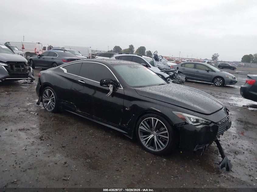 INFINITI Q60 3.0T LUXE