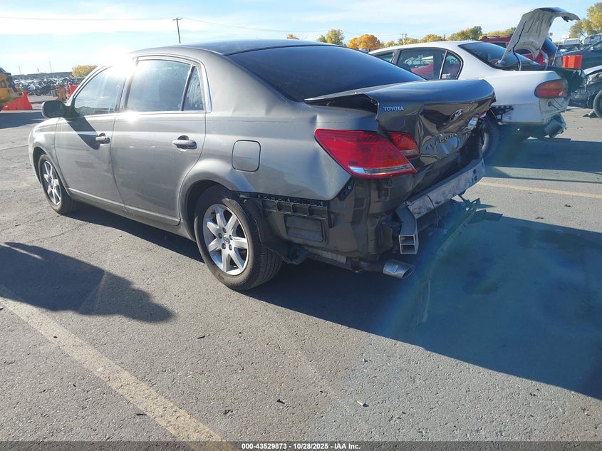 2005 Toyota Avalon Xl