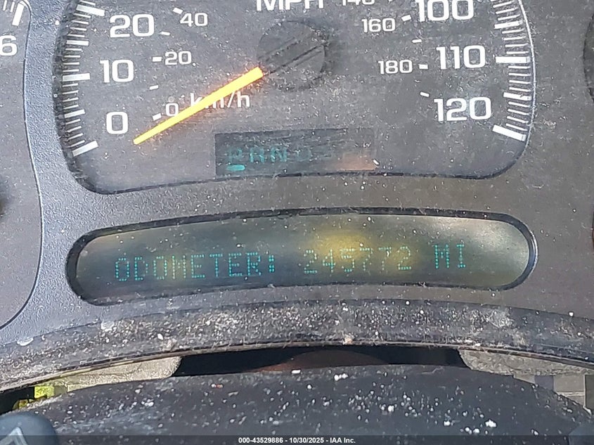 2005 Chevrolet Tahoe Ls VIN: 1GNEC13V85J139215 Lot: 43529886