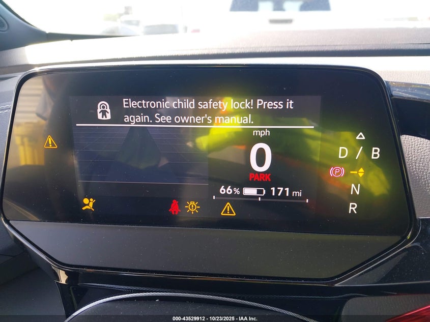 2023 VOLKSWAGEN ID.4 AWD PRO S 1V2WNPE83PC041684