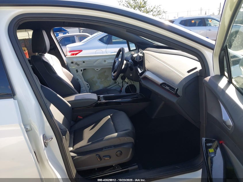 2023 VOLKSWAGEN ID.4 AWD PRO S 1V2WNPE83PC041684