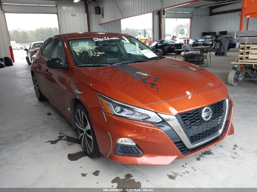 NISSAN ALTIMA SR INTELLIGENT AWD